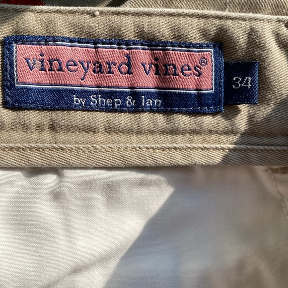 Vineyard Vines crab embroidered Club Shorts VGUC - Picture 3 of 3